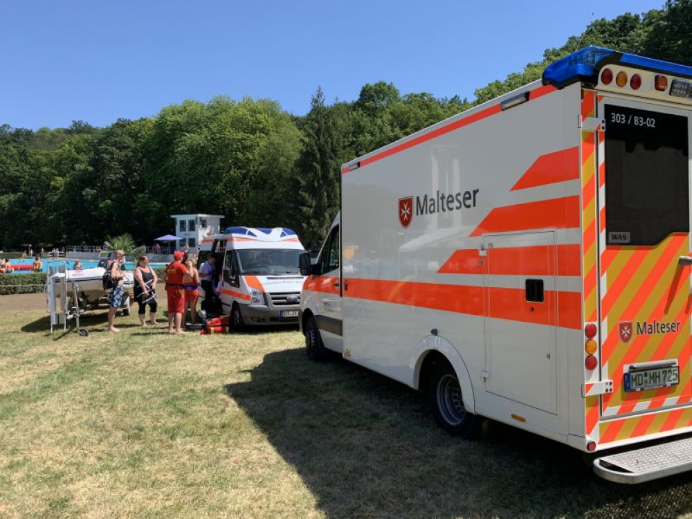 Einsatz: Absicherung Eröffnung Freibad Vom 29.06.2019 | DLRG Ortsgruppe ...